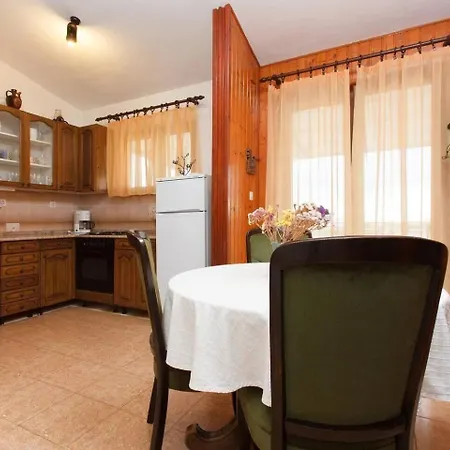 Apartment Zeljko Seget Vranjica